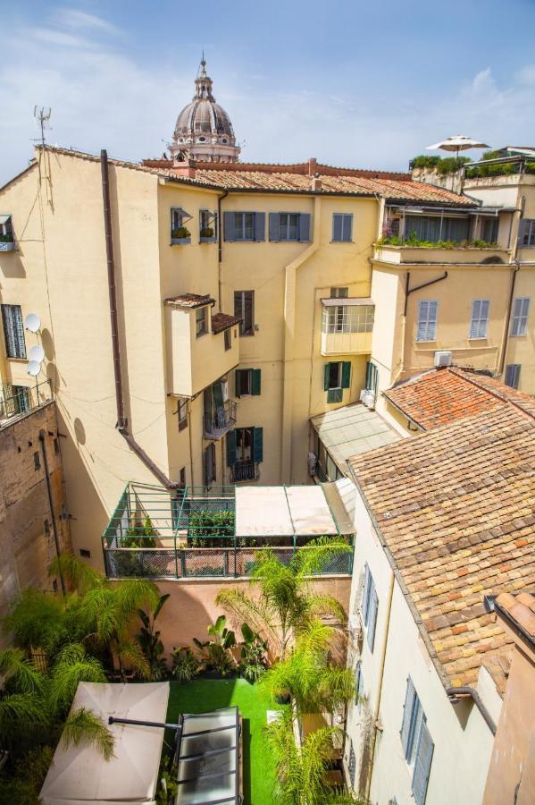 Inn Lucina 35 Rome Exterior photo